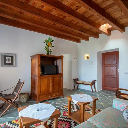 Bed and Breakfast El Inti Tinajo